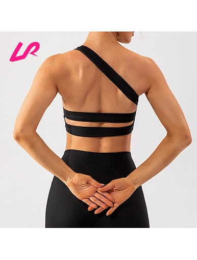 Cover up in style with our one shoulder bra for big bust. Designed for comfort and support, it's a must-have for any workout wardrobe. Shop now and stay ahead of the trend.